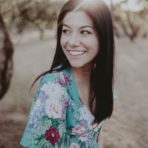 Meet your Posher, Savannah